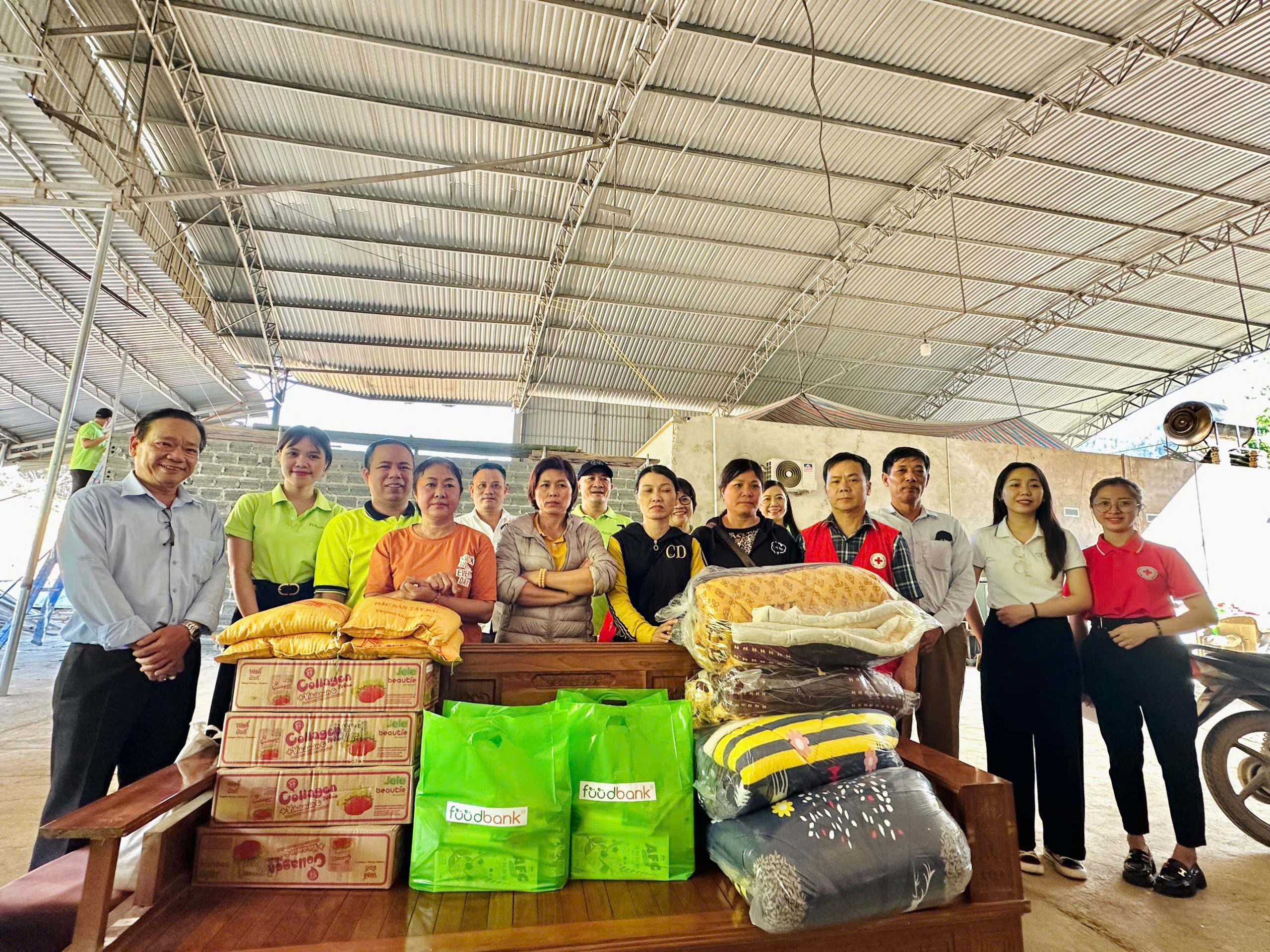 food-bank-viet-nam-linage-viet-nam-ho-tro-sau-bao-yagi-1